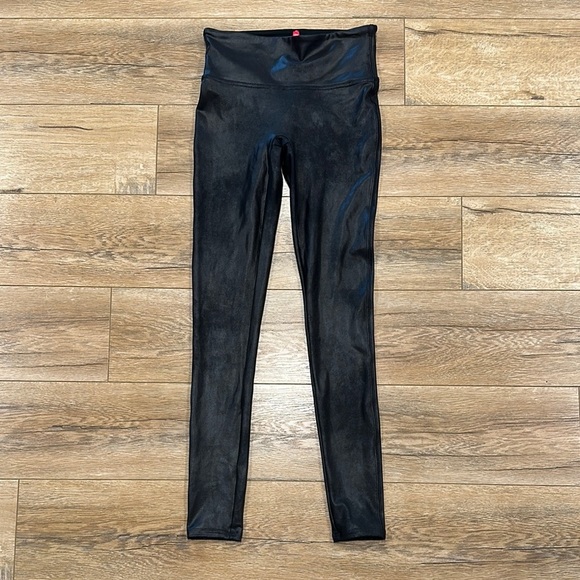 SPANX Pants - SPANX Black Faux Leather Leggings Size Small in Excellent Condition